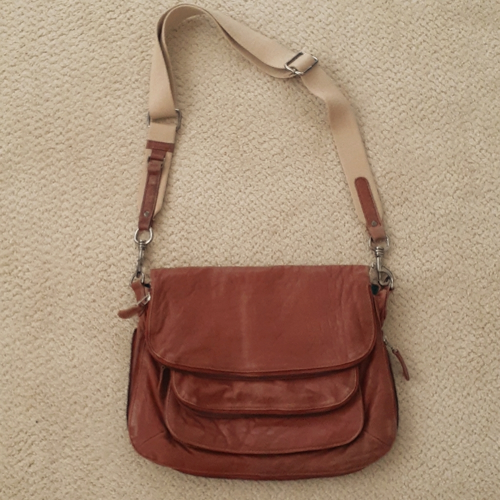 Jigsaw - 100% Leather Crossbody Purse